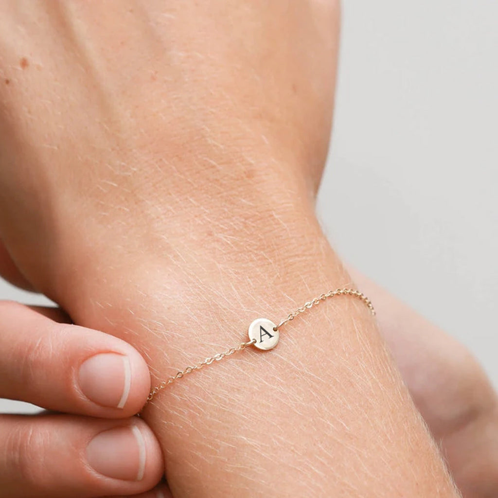 Pulseira Medalha - Letra Personalizável